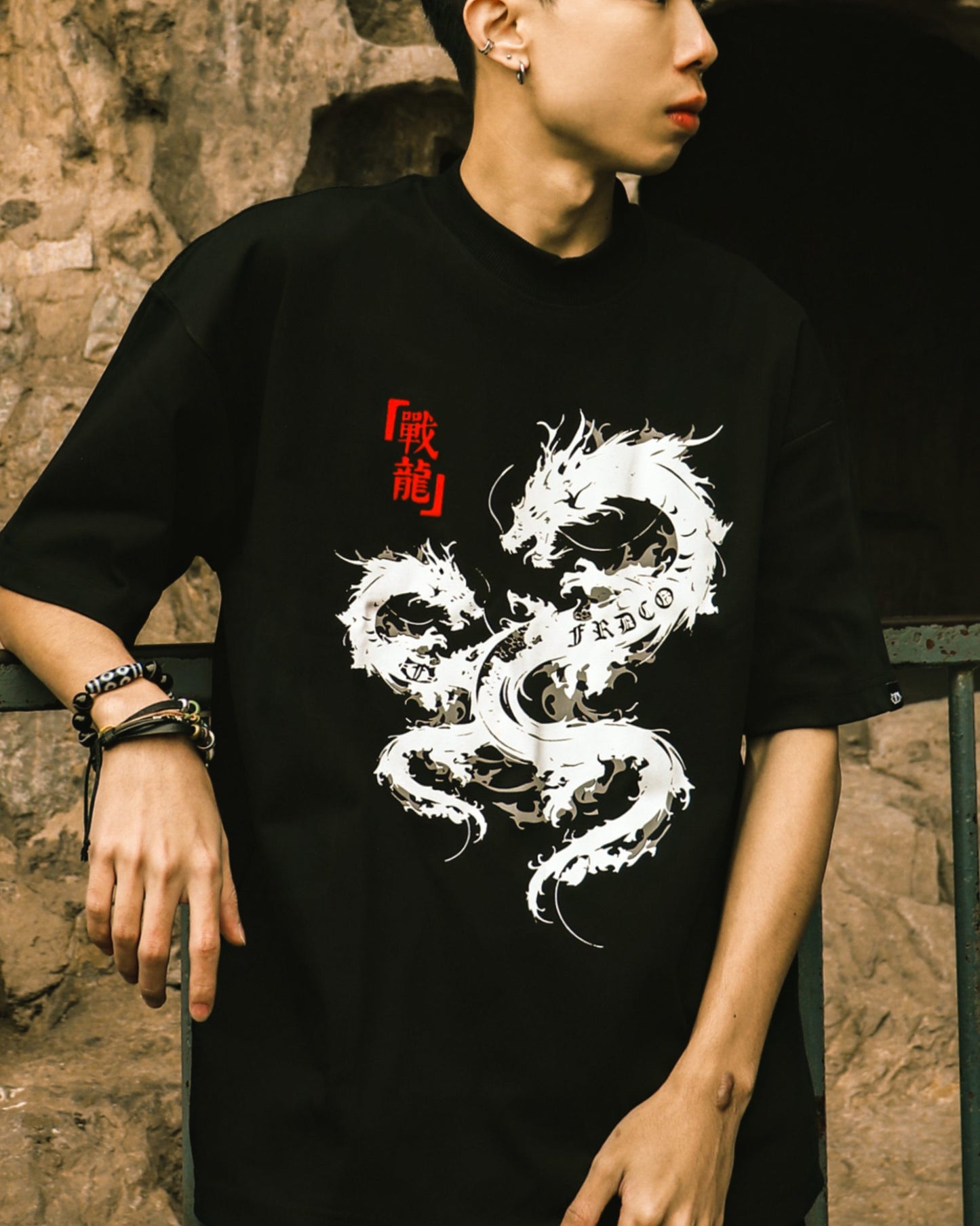 WARRIOR ESSENTIAL BLACK TEE