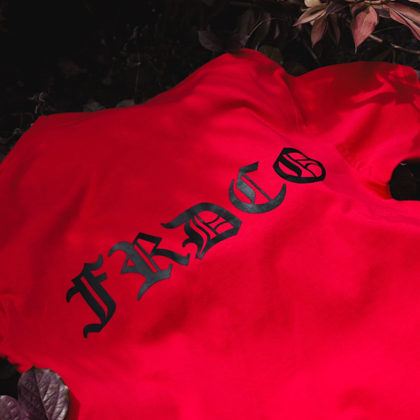 DOG HEAD LOGO RED TEE