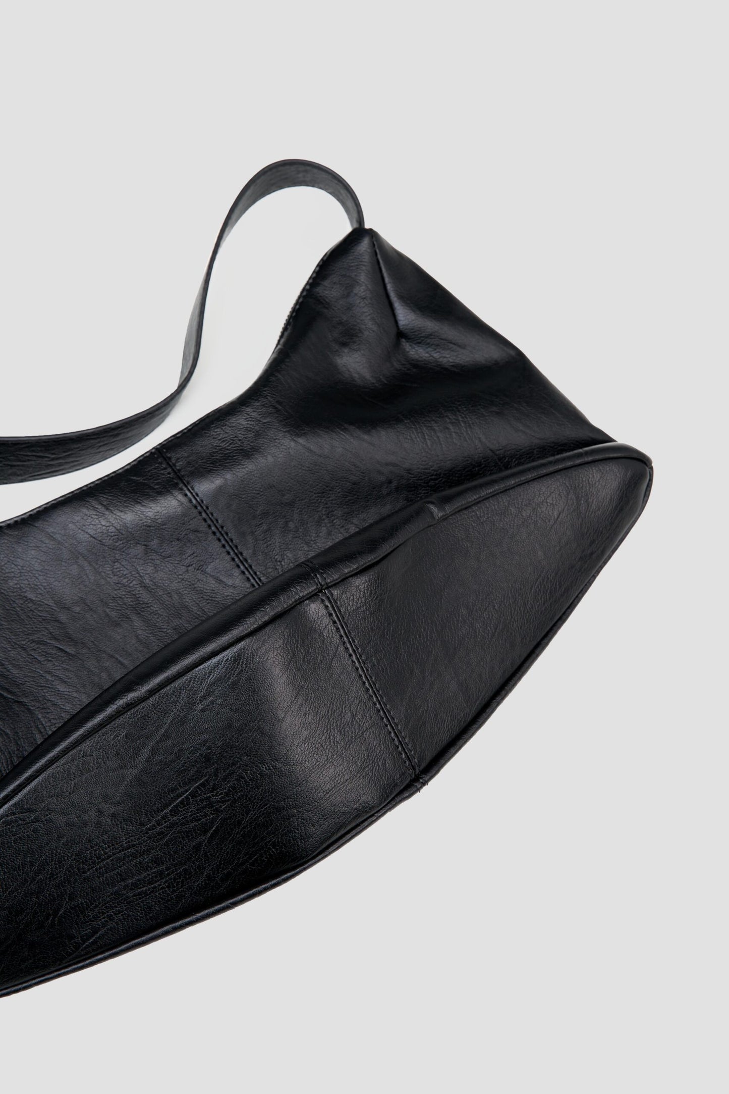 Boat Leather Bag (Black)