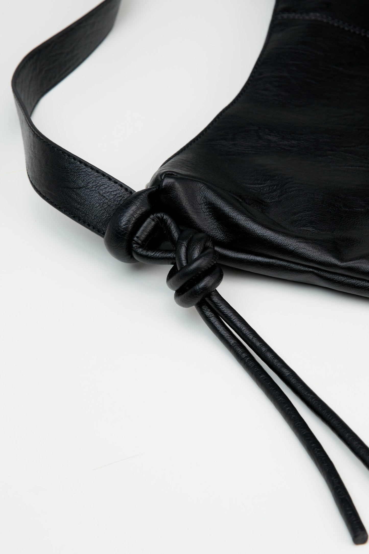 Boat Leather Bag (Black)