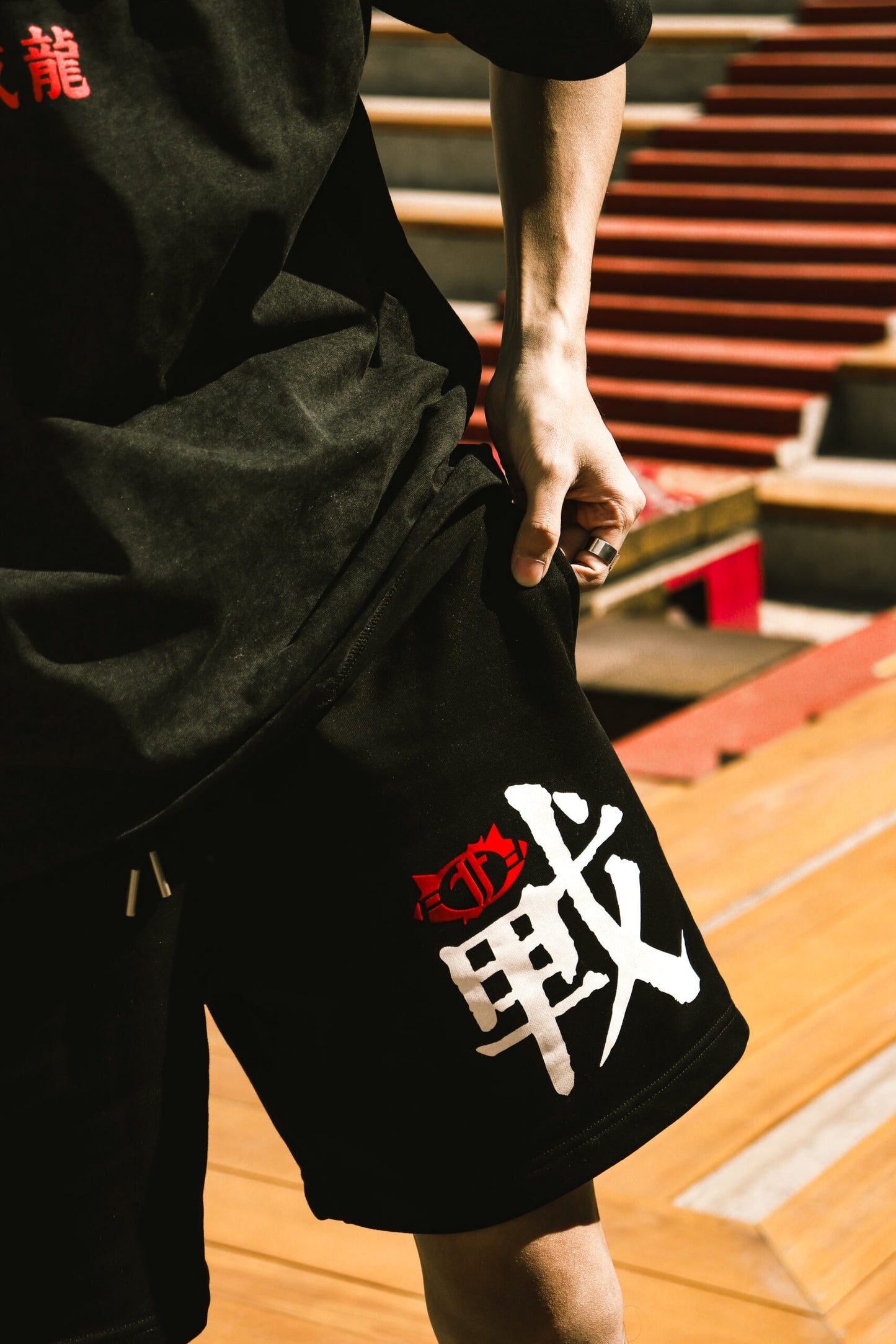 WARRIOR LOGO BLACK PANTS