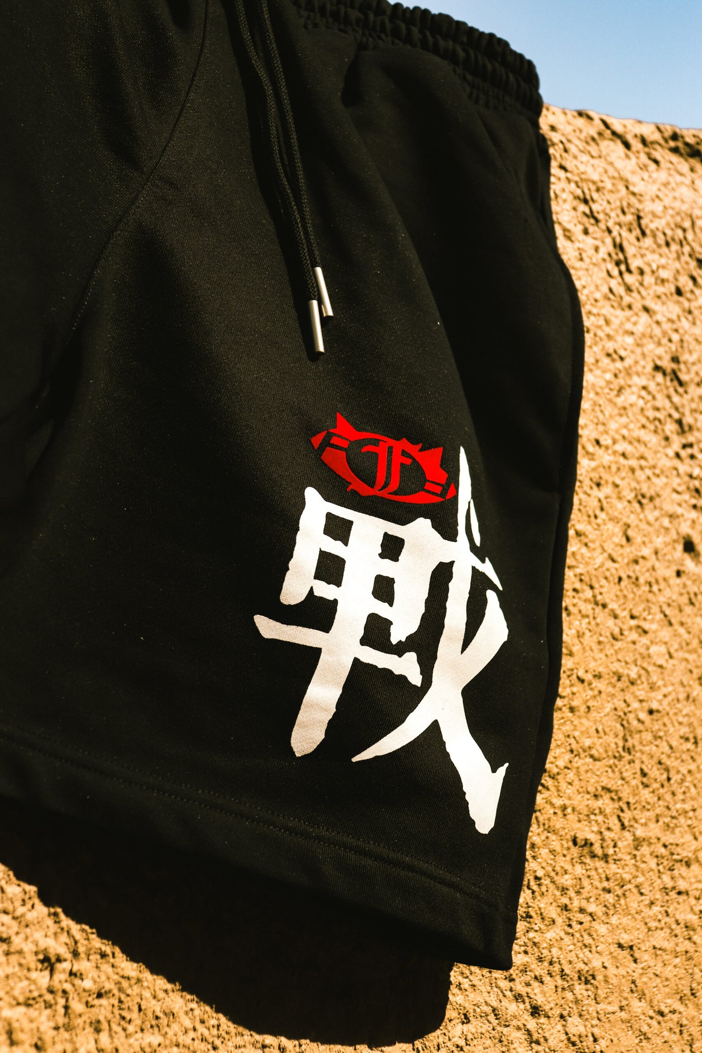 WARRIOR LOGO BLACK PANTS