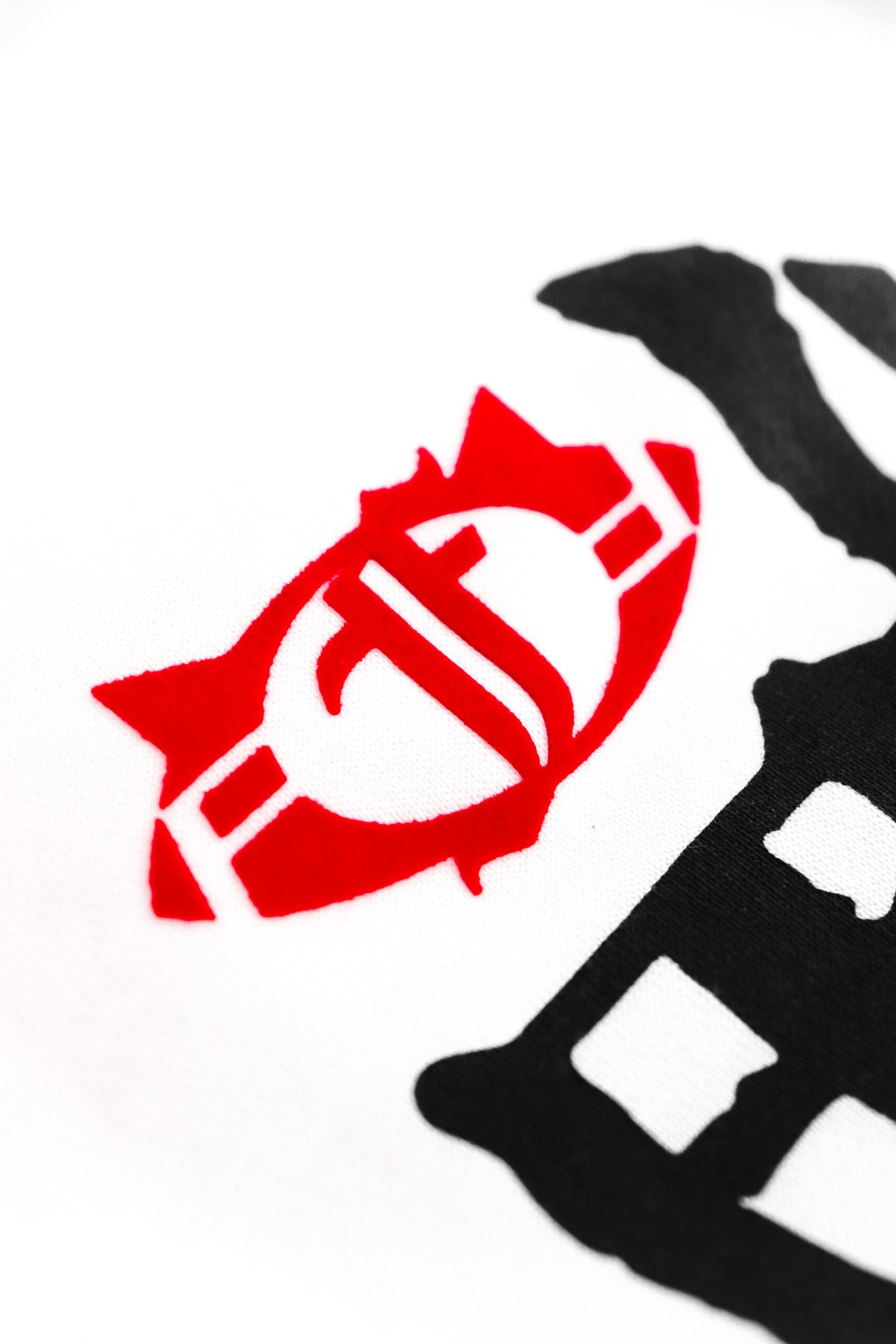 WARRIOR LOGO WHITE PANTS