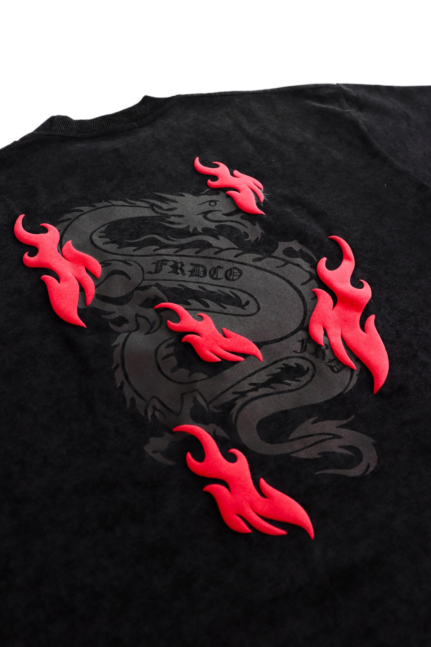 BATTLE DRAGON WASHED BLACK TEE