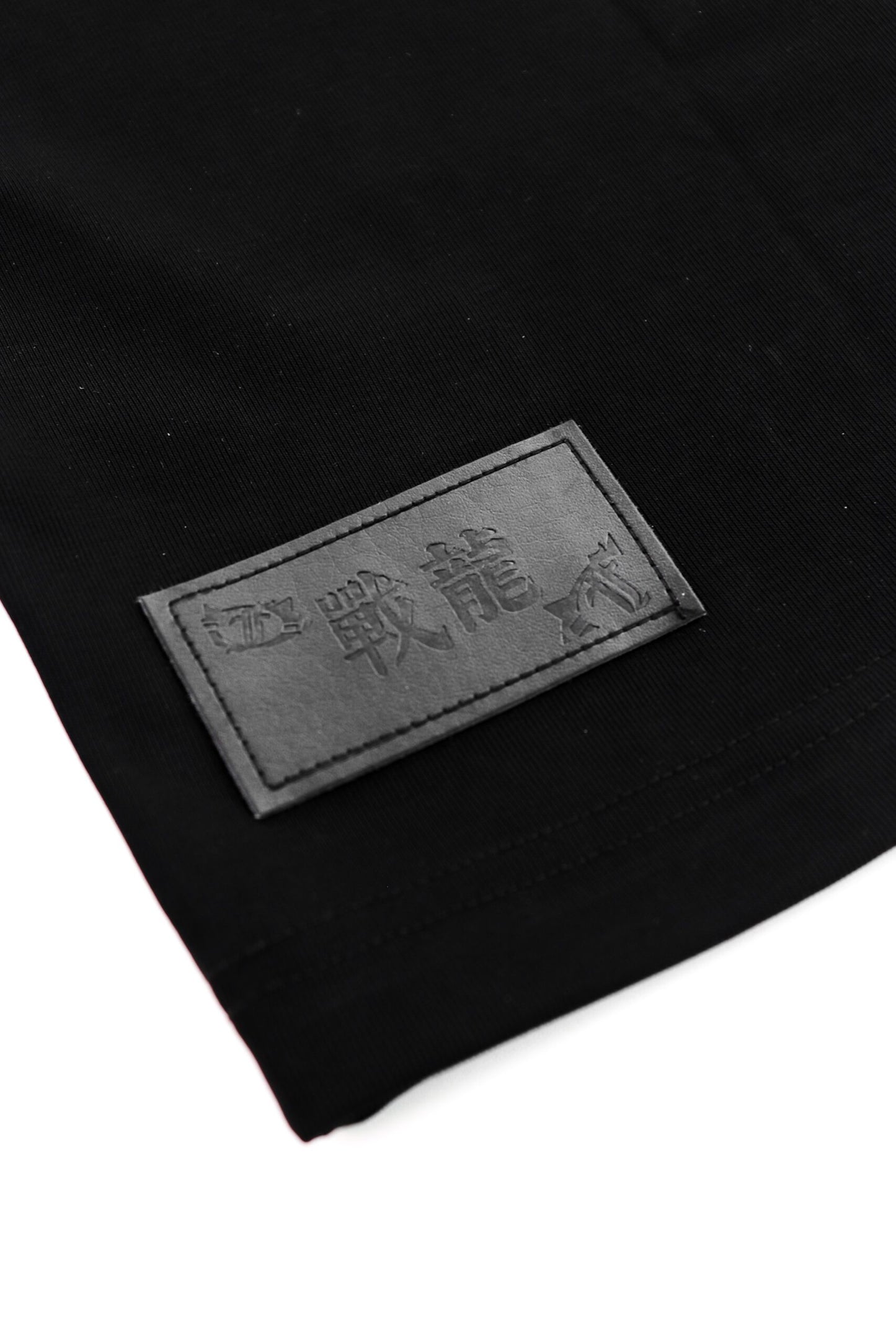 WARRIOR ESSENTIAL BLACK TEE