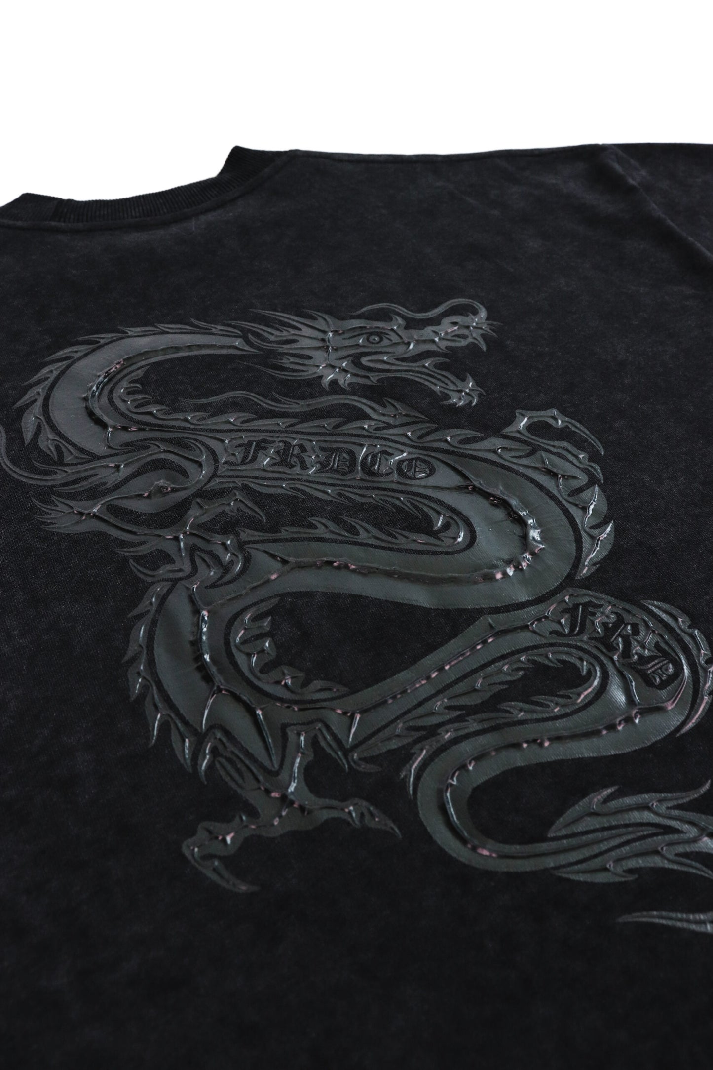 DARK DRAGON STONED WASH BLACK TEE
