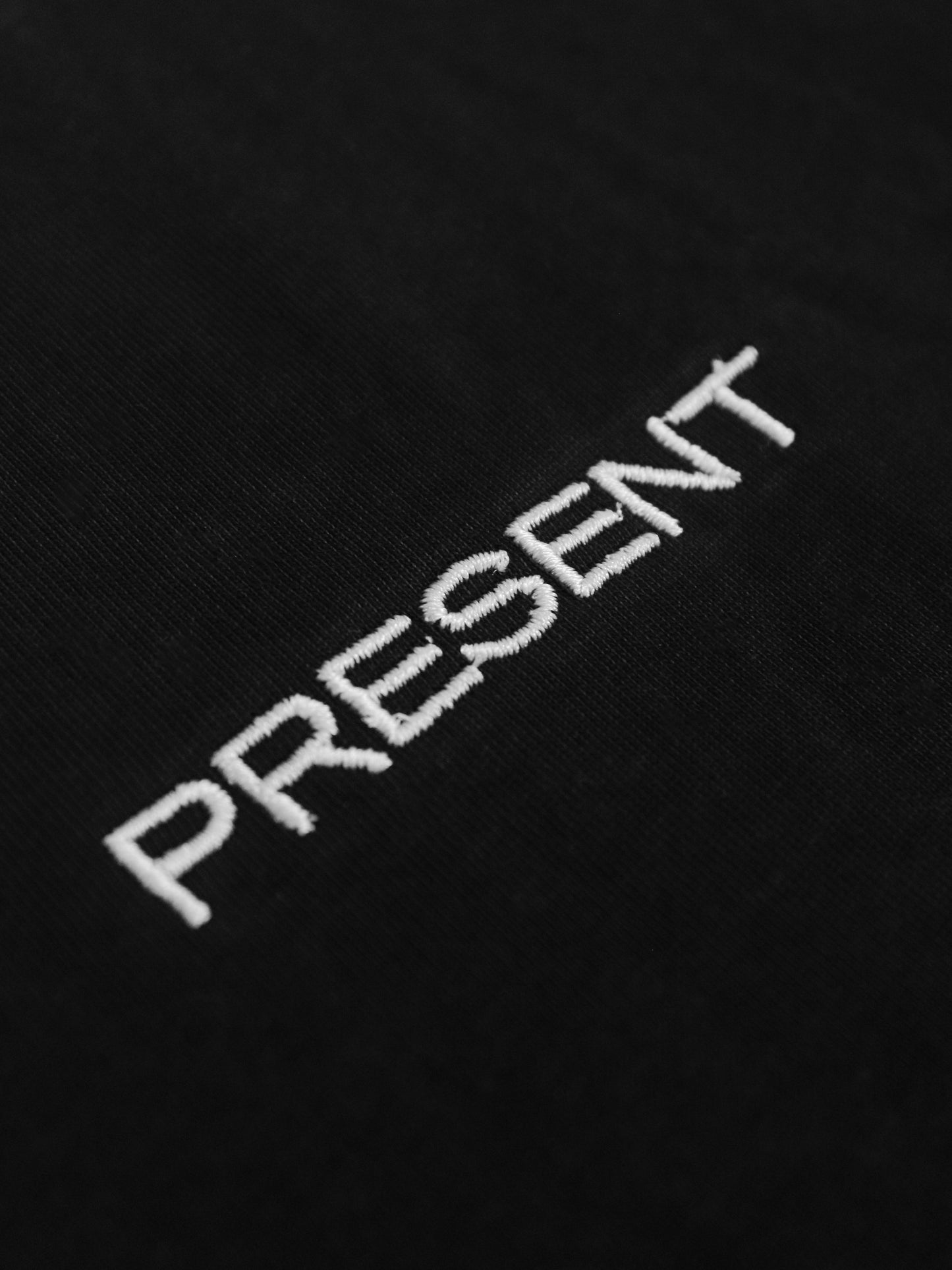 LOGO RAGLAN TANK TOP (WHITE EMBROID)