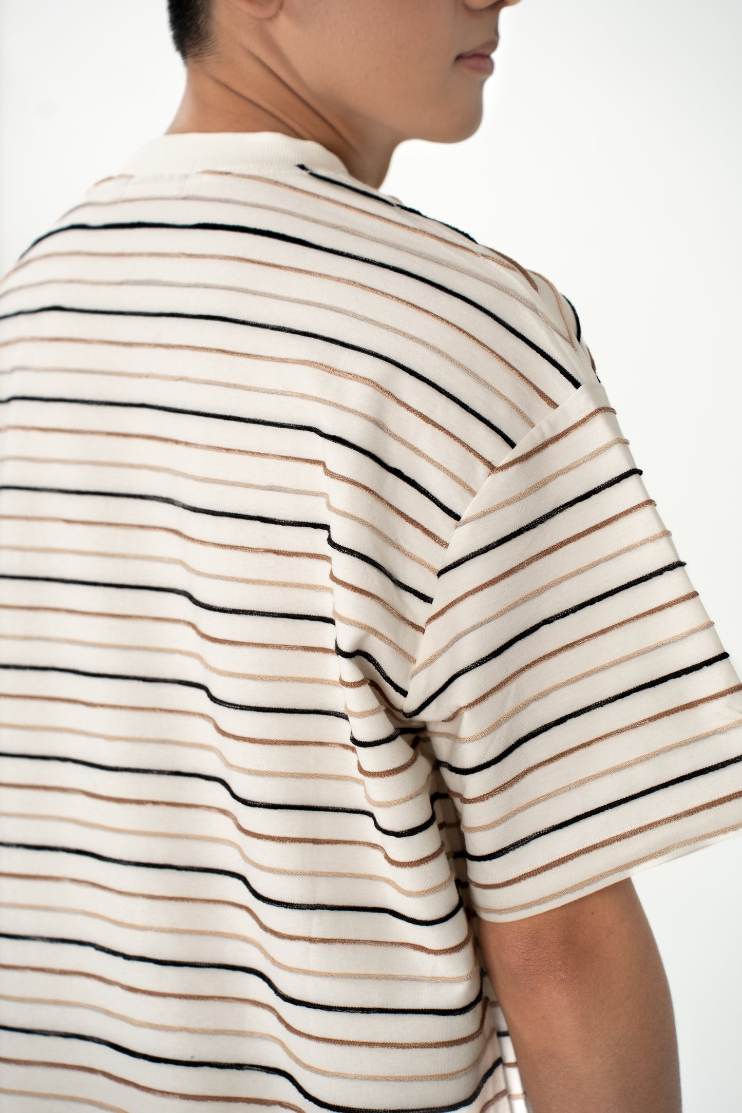 SENSSE STUDIO Striped Crew Neck Tee
