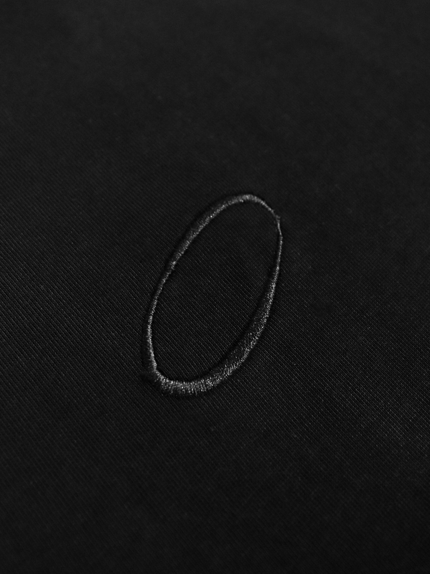 UNIVERSAL L/S T-SHIRT (BLACK EMBROID)