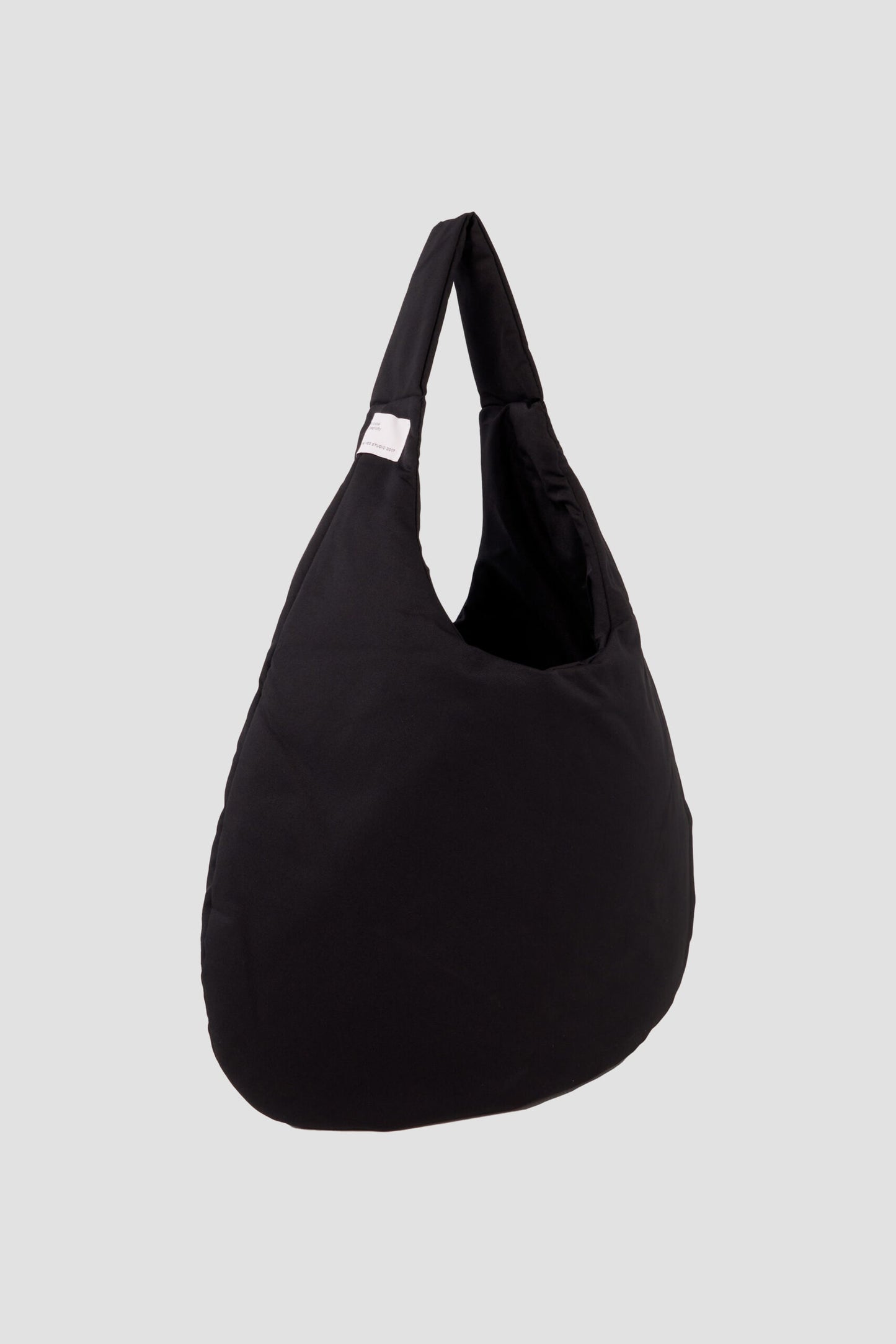 Egg Poly Tote (Black)