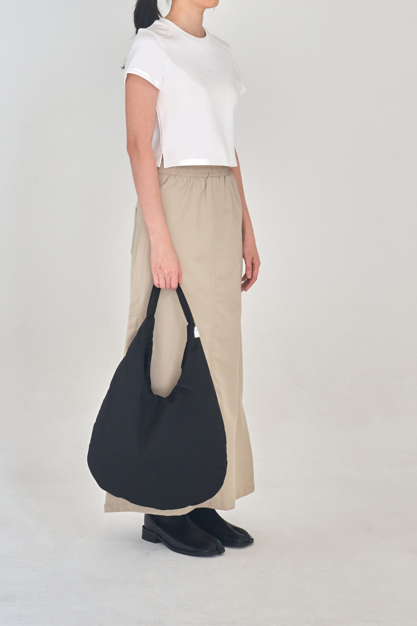 Egg Poly Tote (Black)