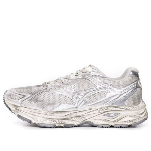 Mizuno Racer S 'White Metallic Silver'
