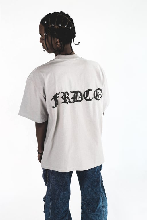 SS24 EMBOSSED LOGO GREY TEE