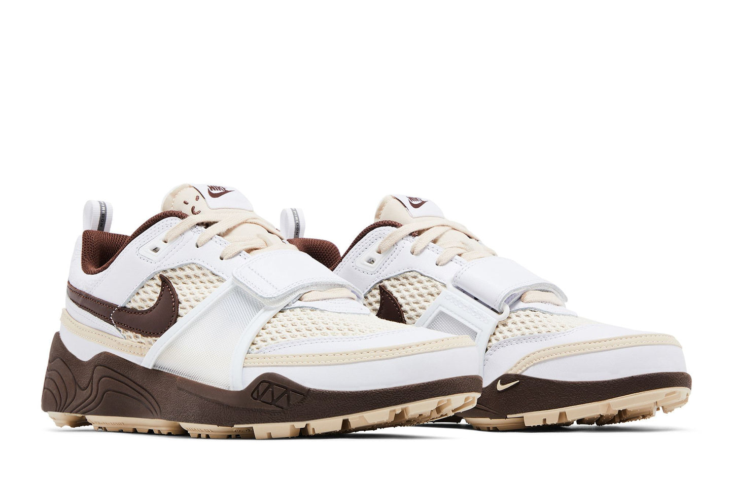 Travis Scott x Nike Zoom Field Jaxx 'Light Chocolate'