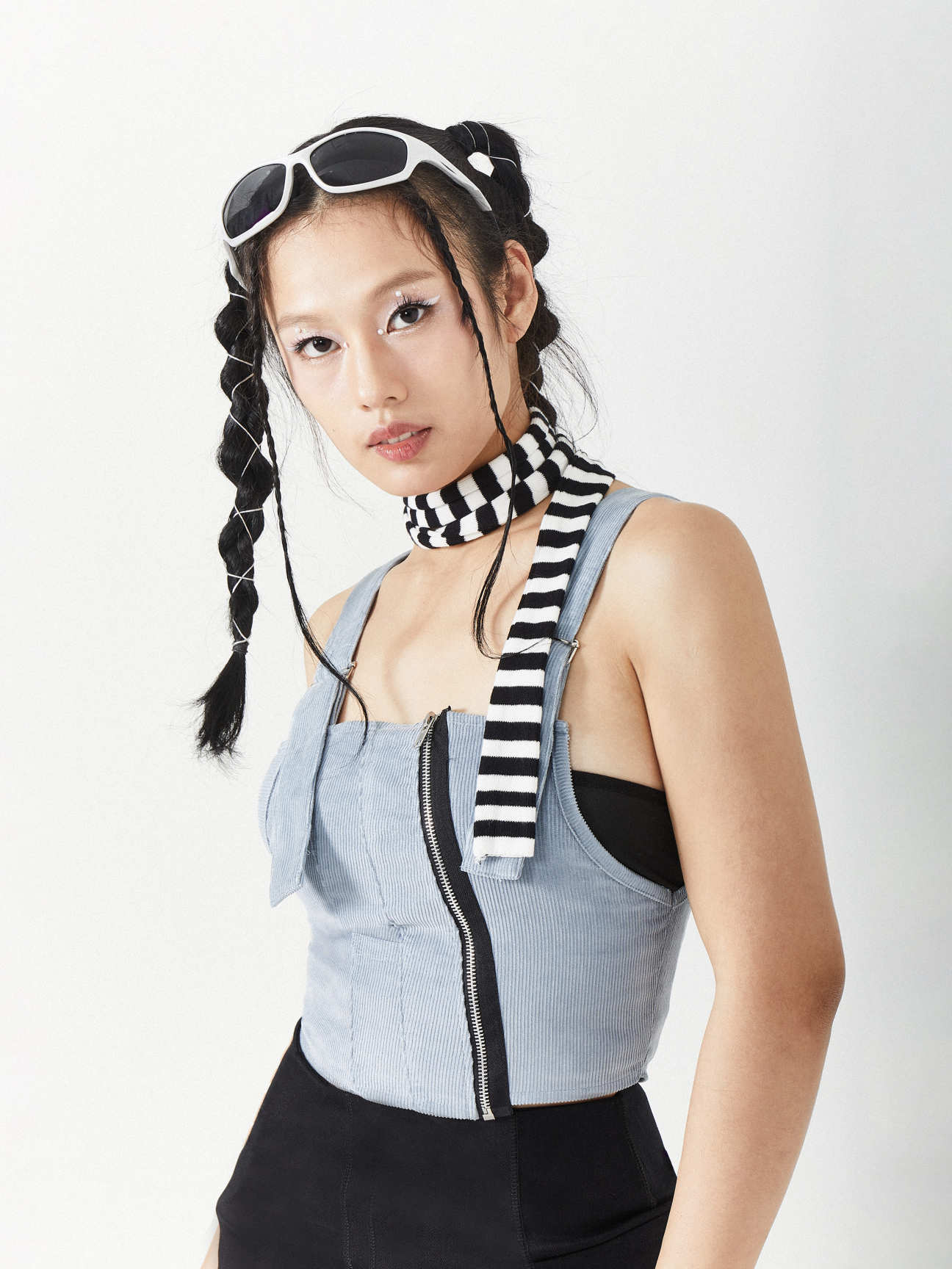 Cropped Corduroy Zipper Vest Top | Blue