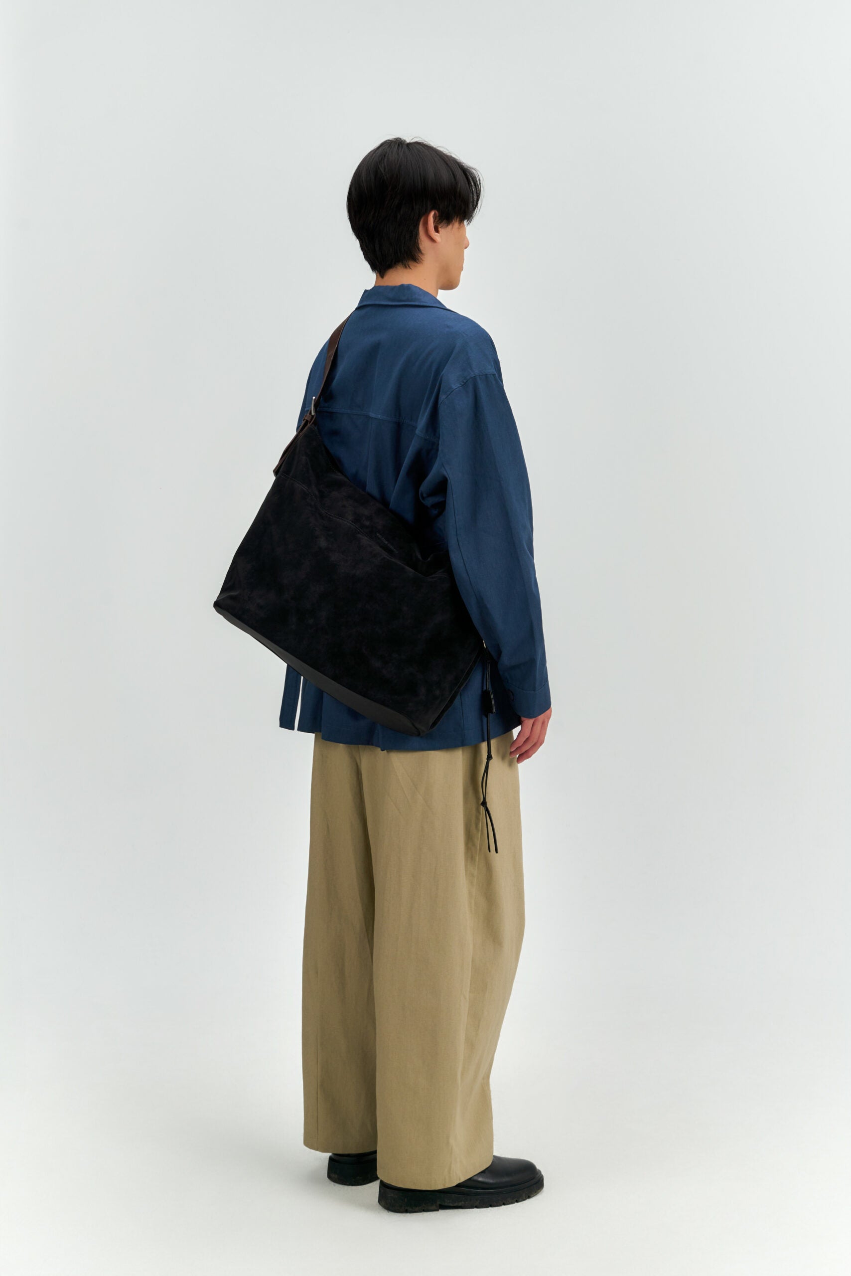 Large Soft Snow Leather Bag (Black)