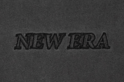NEW ERA W SS CROP TEE NE LOGO WASH GRAPHITE