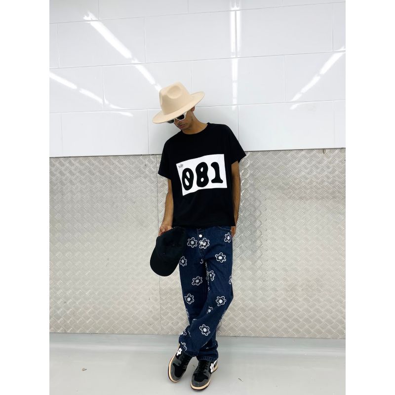 “RUNNING MAN” Sleeveless Tank Top | Black