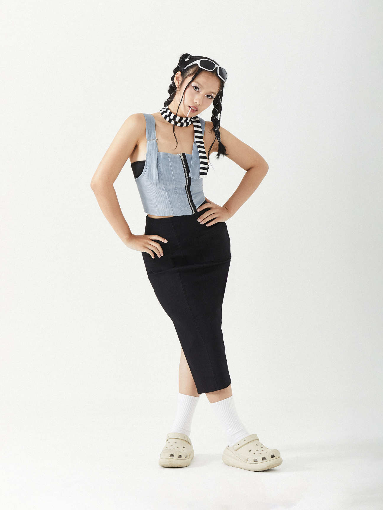 Cropped Corduroy Zipper Vest Top | Blue