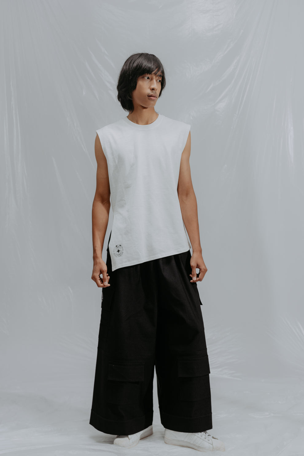 Space Singlet White