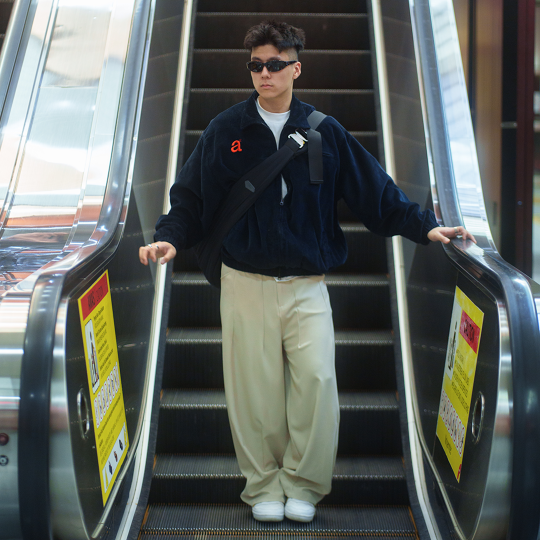 A.A Beige Baggy Pleated