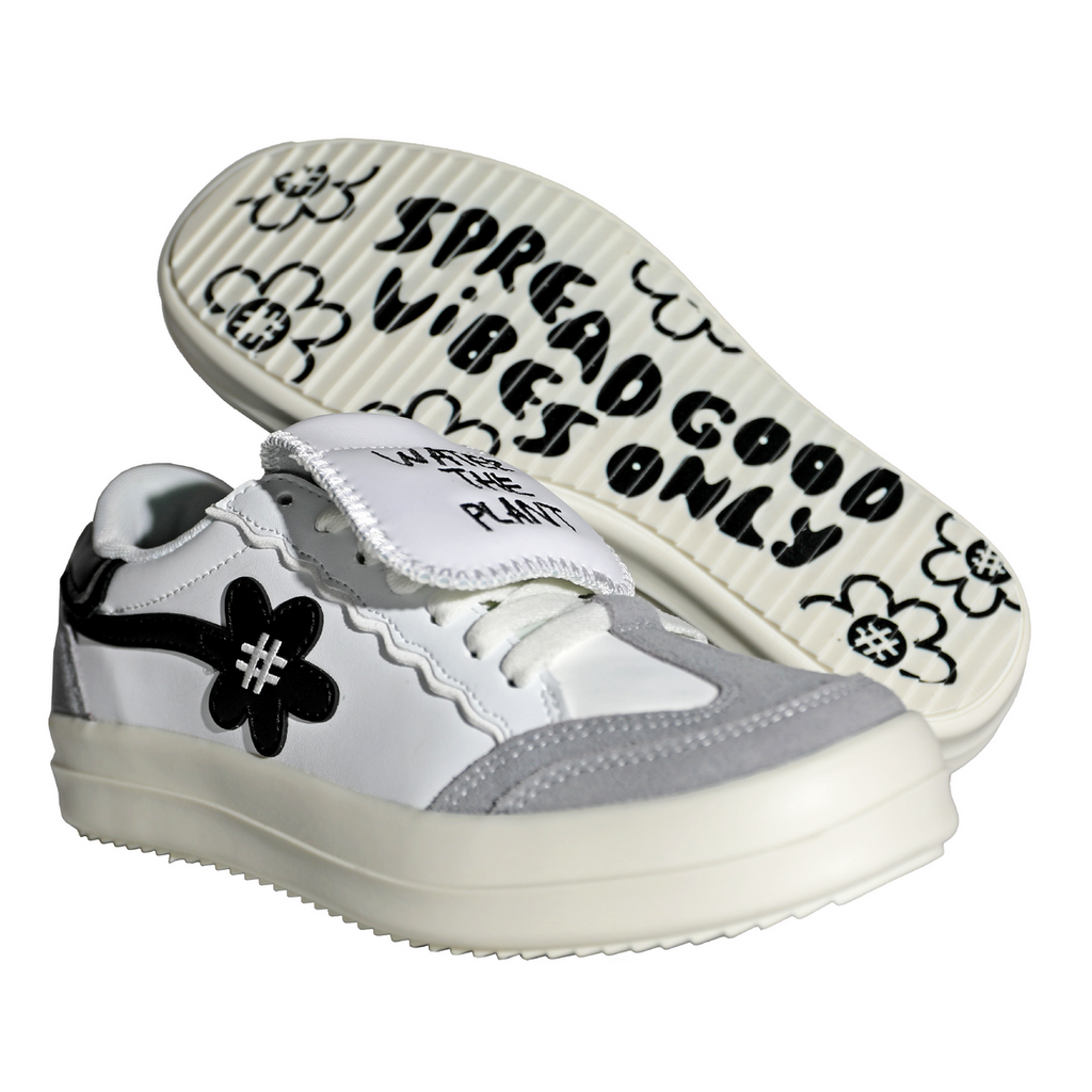 "BONE" Vintage Kicks | White