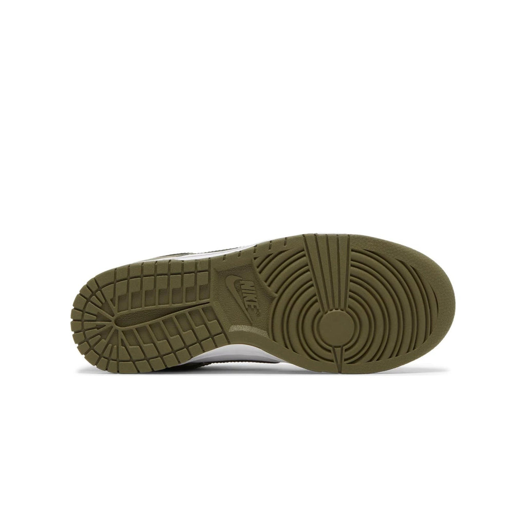 Nike Dunk Low Medium Olive (W)