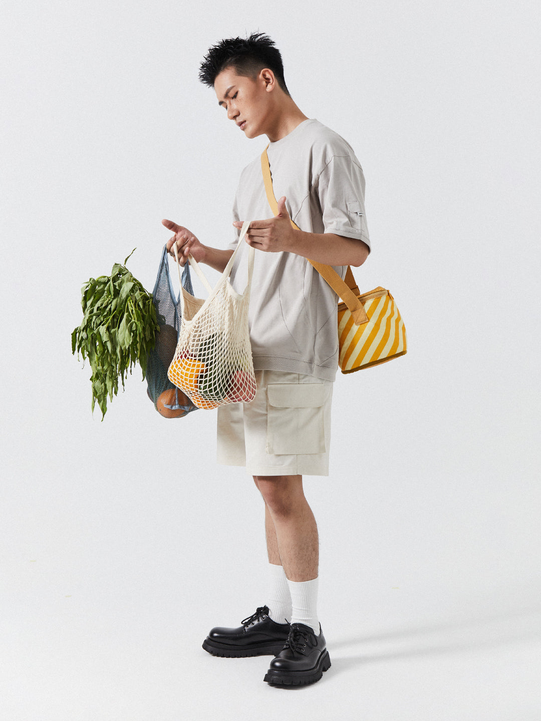 Pleated Pockets Cargo Shorts | Off-White