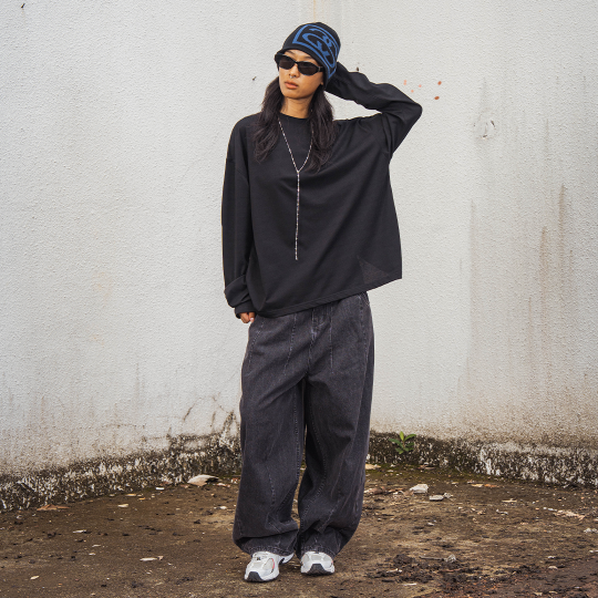 A.A Basic Long Sleeve Black