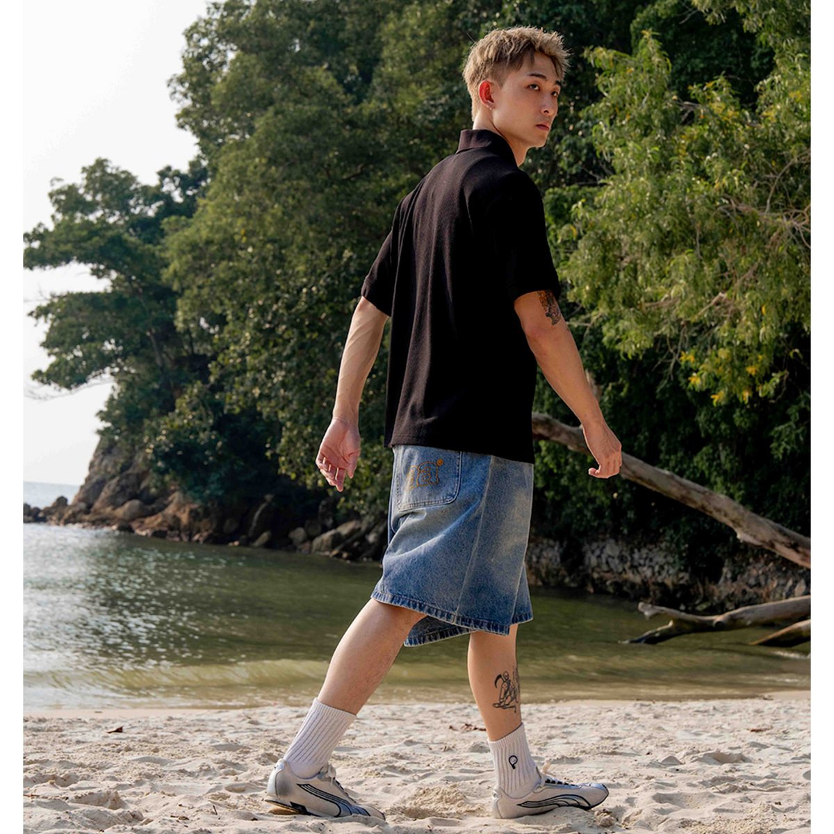 A.A Pleated Light Blue Denim Shorts