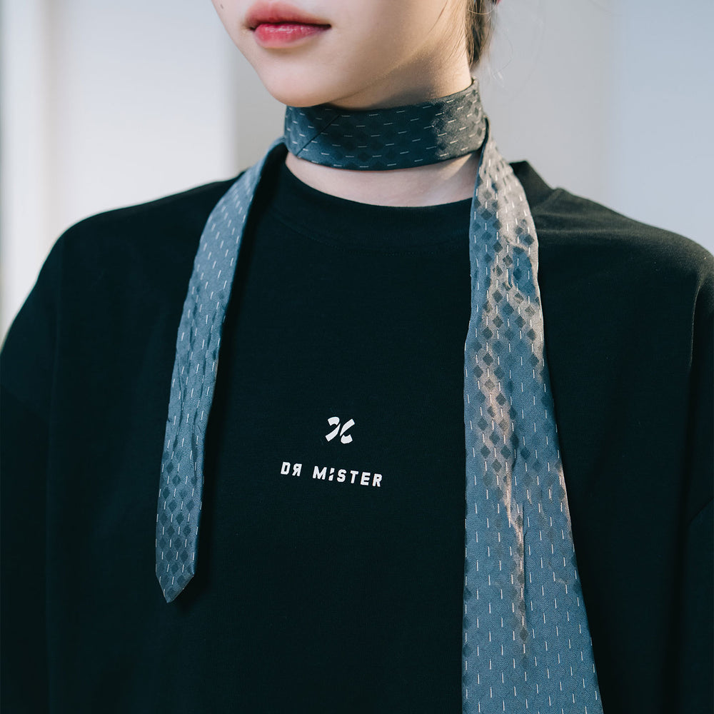 The Core Broad Tee (Present) – Black