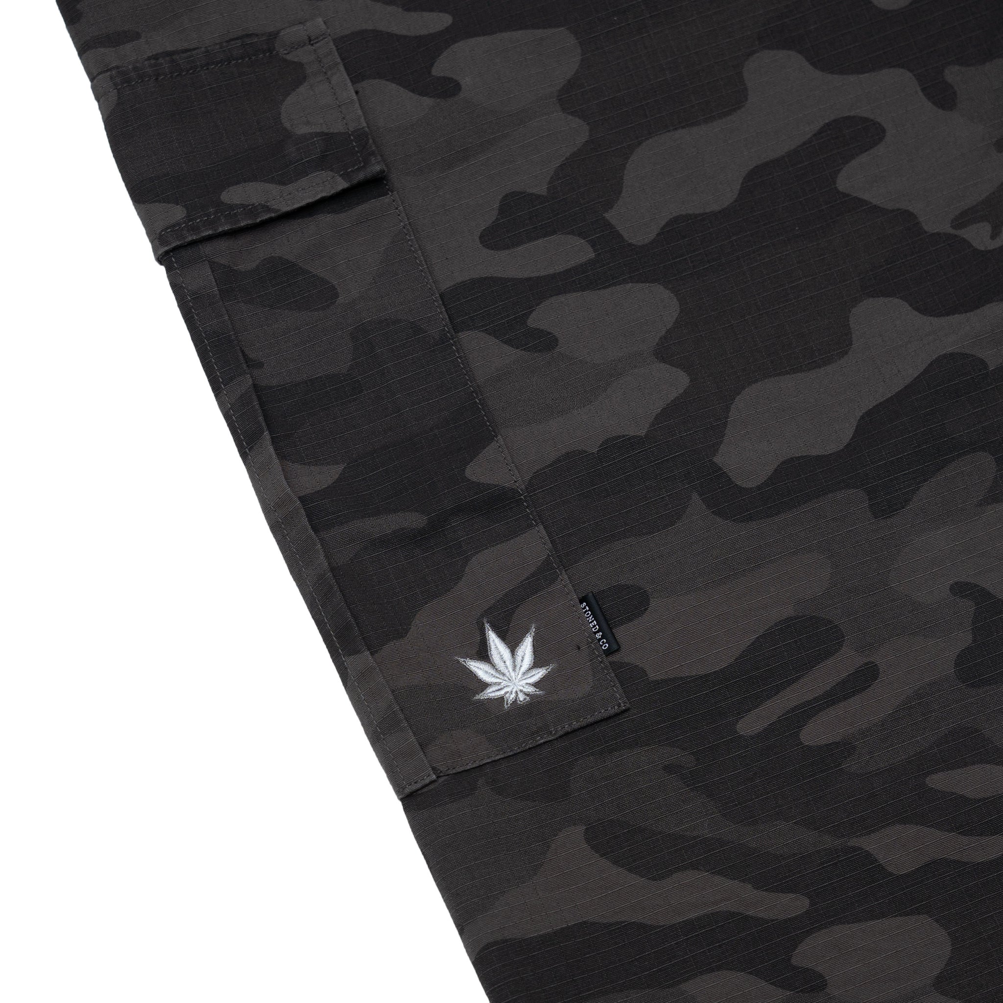 STONED & CO FORCE : Camo Cargo Black