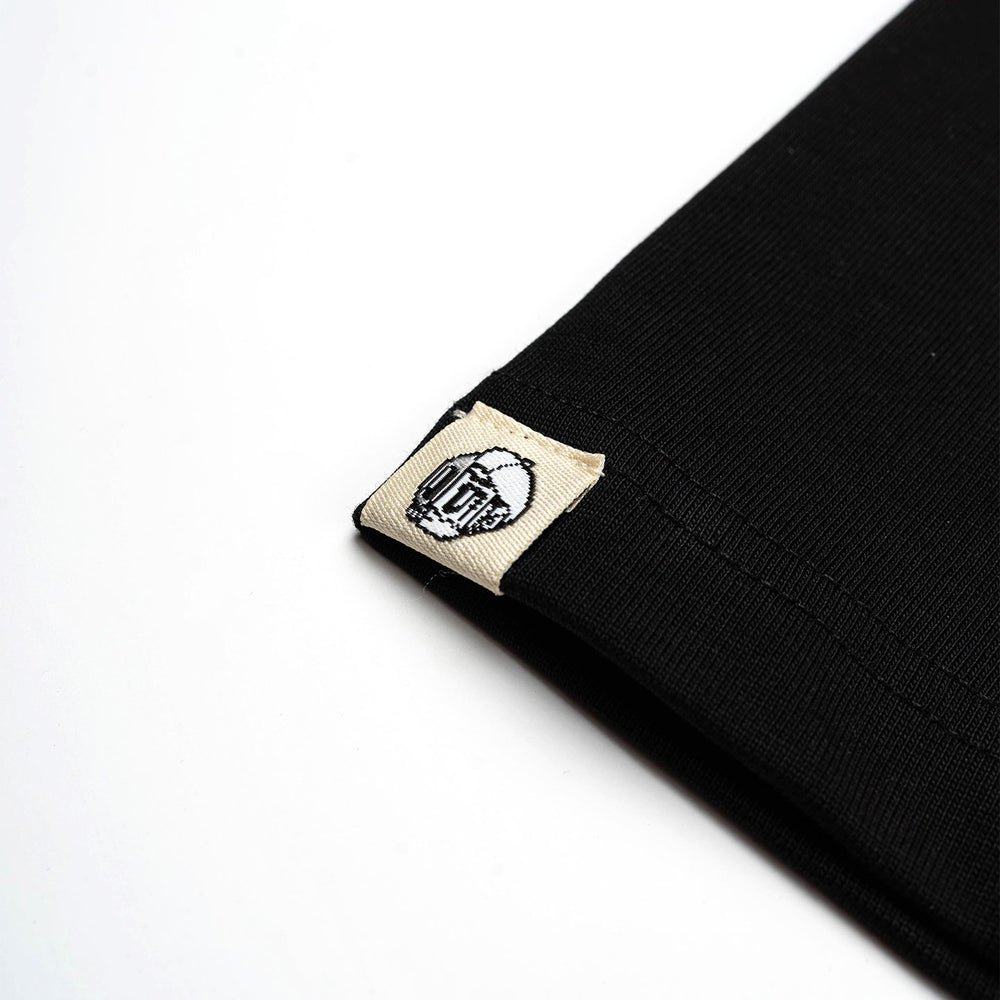 Initials Chaotic Peace L-Broad Tee - Black