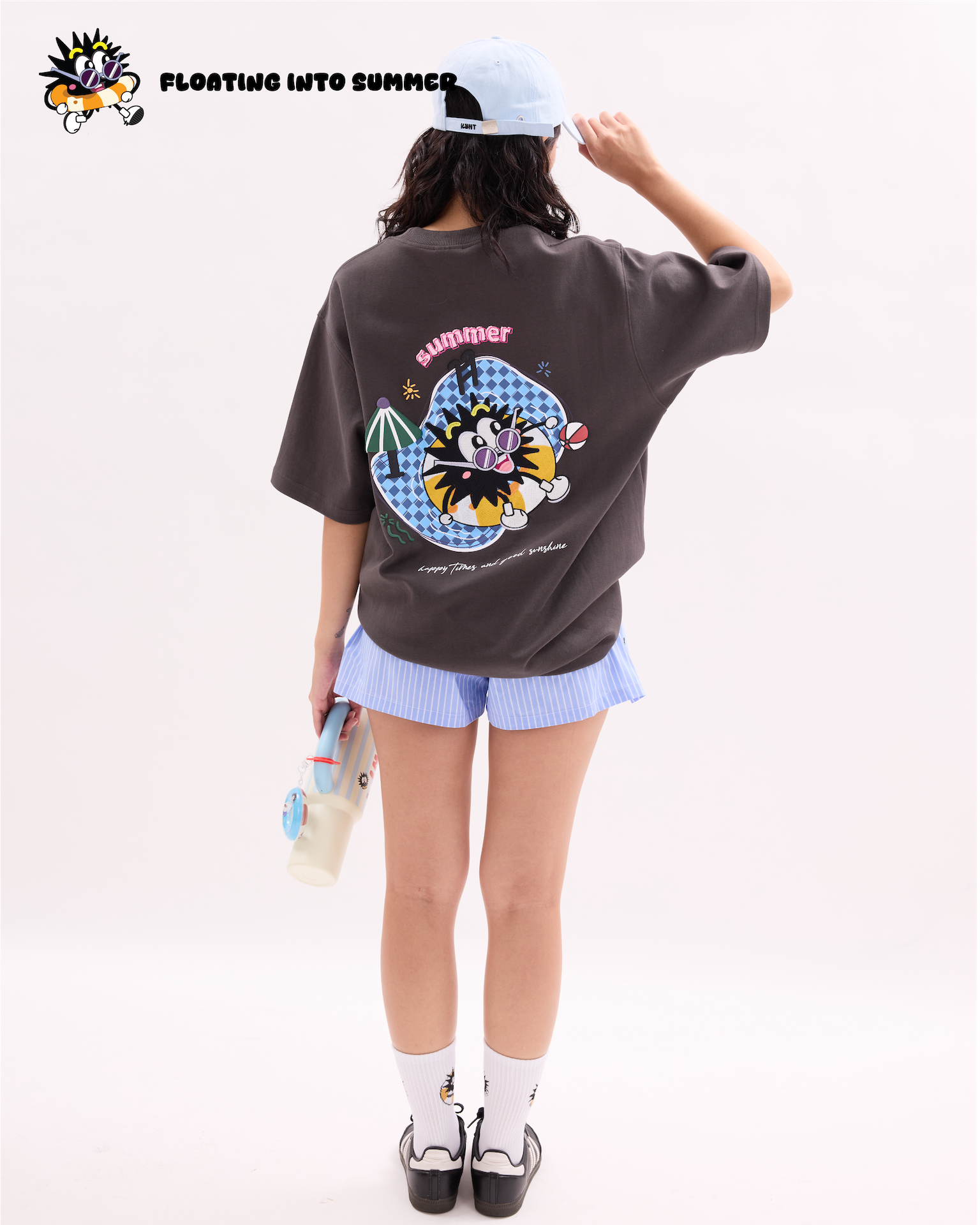 Floting Into Summer Tee Grey