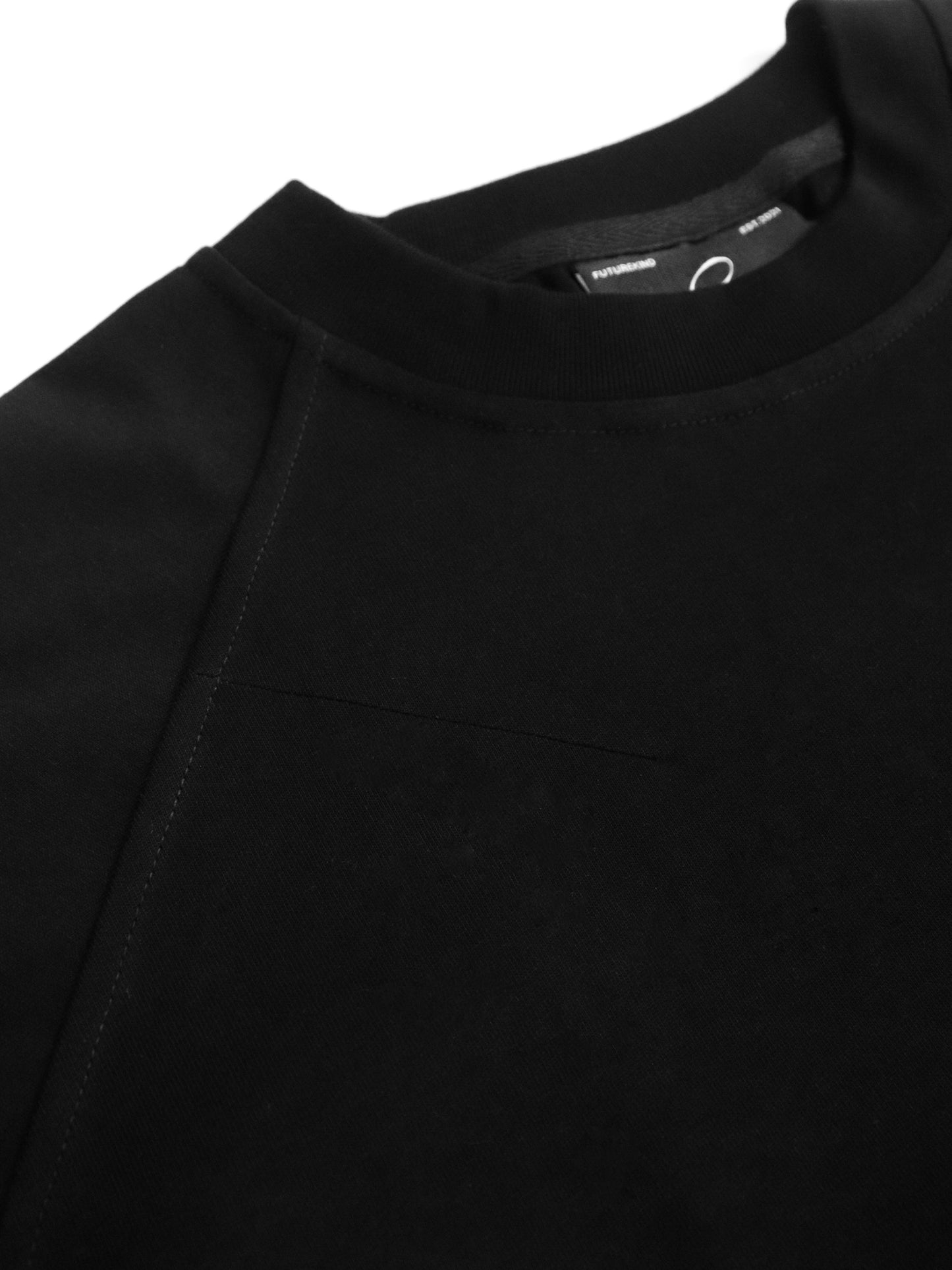 LOGO RAGLAN S/S T-SHIRT (BLACK EMBROID)