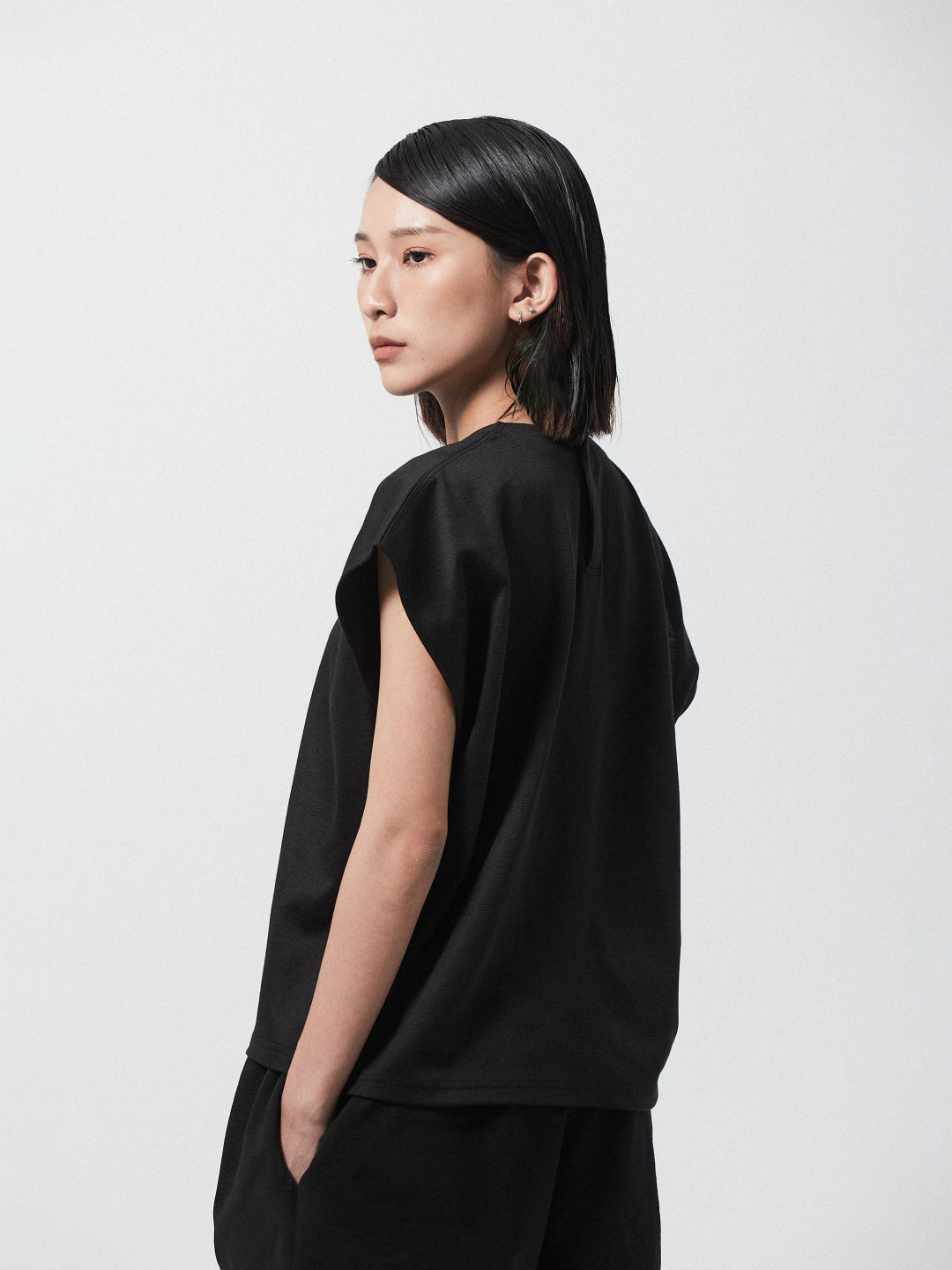 Ordinary Cap Sleeve Top | Black