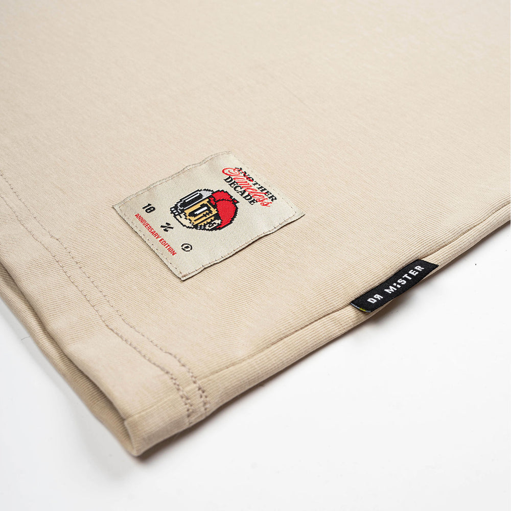 Stay In Motion Broad Tee (Future) – Beige