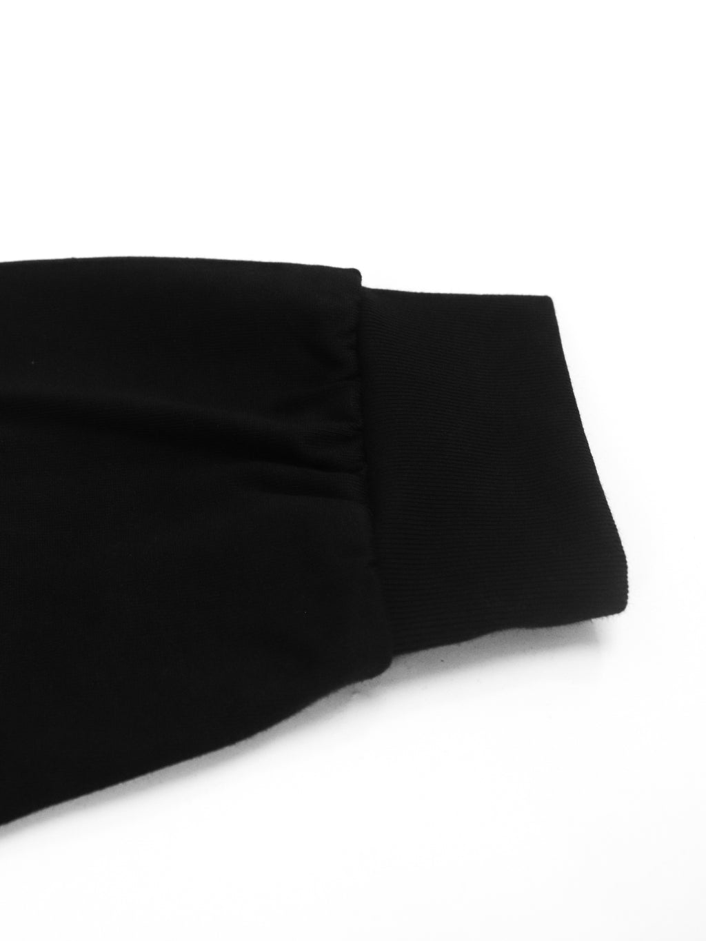 UNIVERSAL L/S T-SHIRT (BLACK EMBROID)