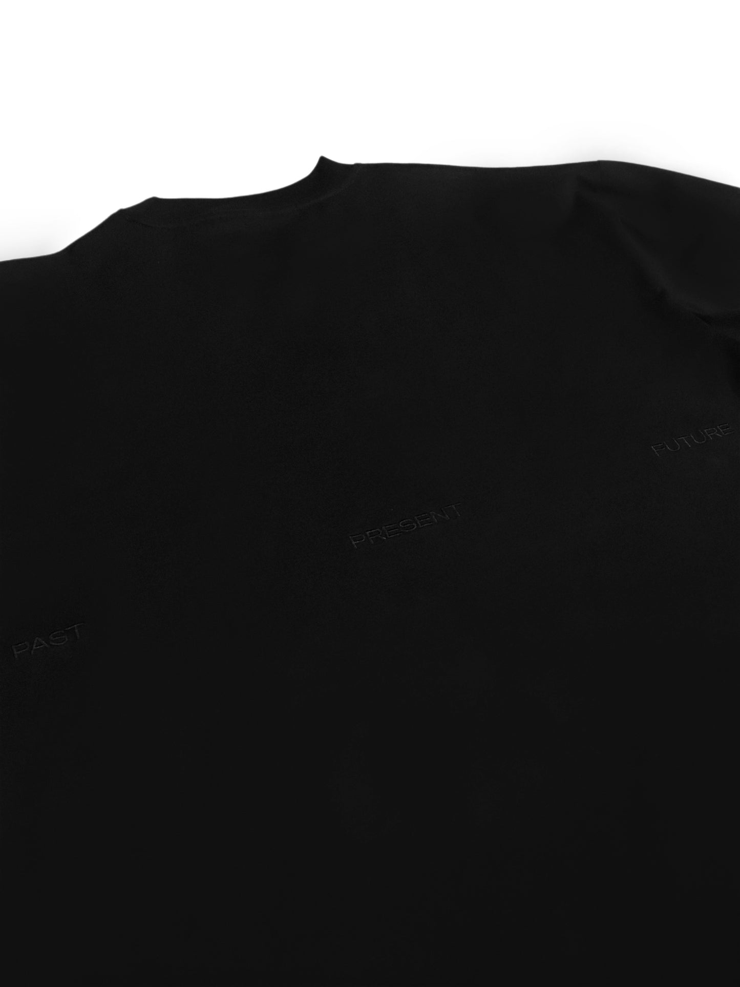 UNIVERSAL L/S T-SHIRT (BLACK EMBROID)