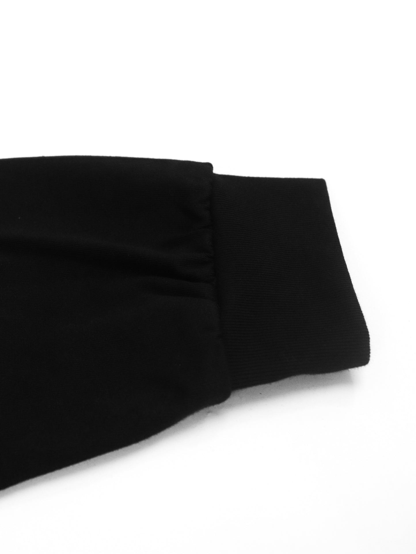 UNIVERSAL L/S T-SHIRT (WHITE EMBROID)