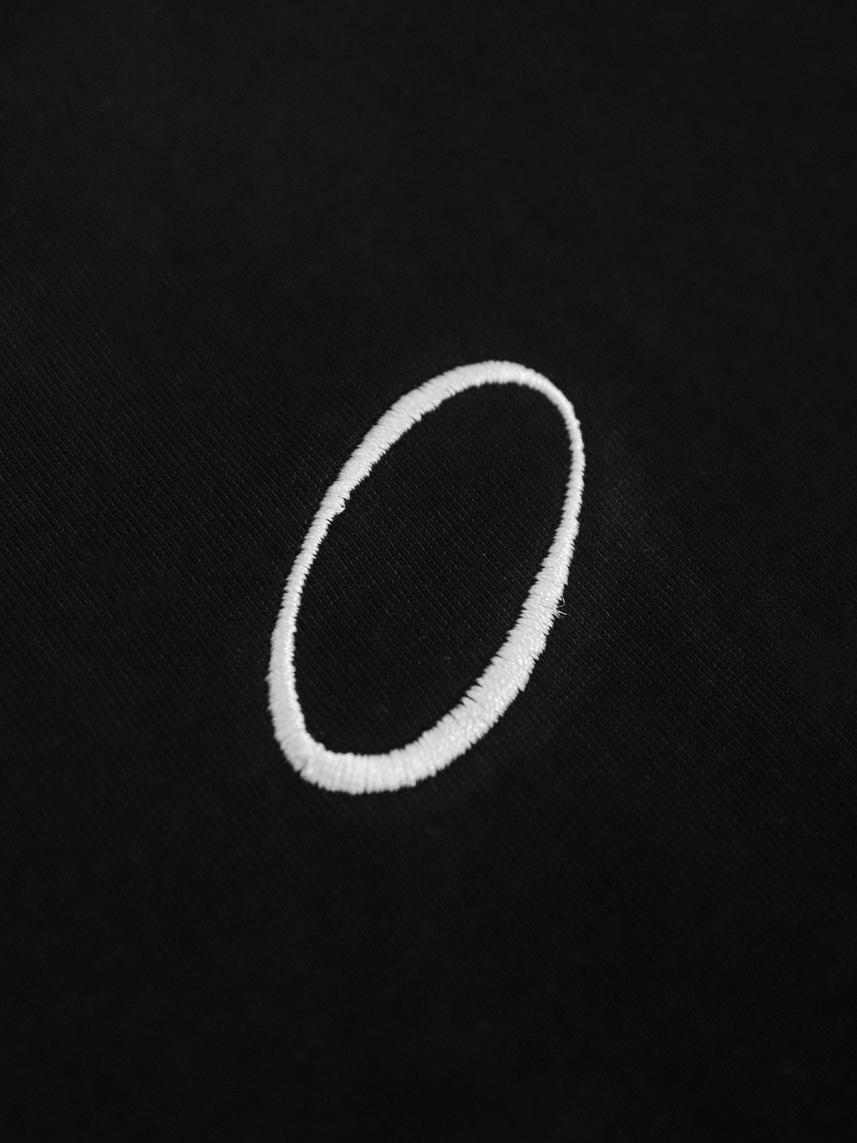 UNIVERSAL L/S T-SHIRT (WHITE EMBROID)