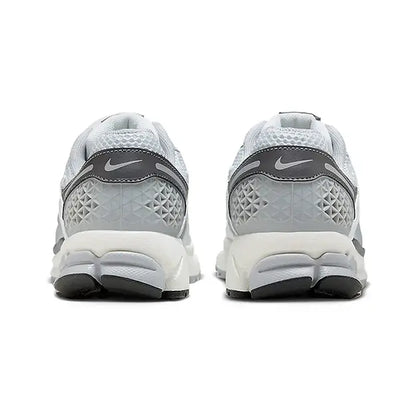Nike Zoom Vomero 5 'Grey'