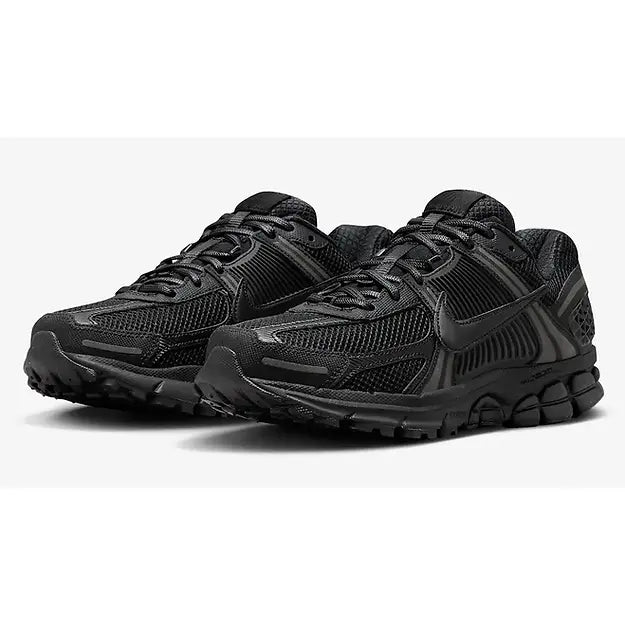 Nike Zoom Vomero 5 'Triple Black'