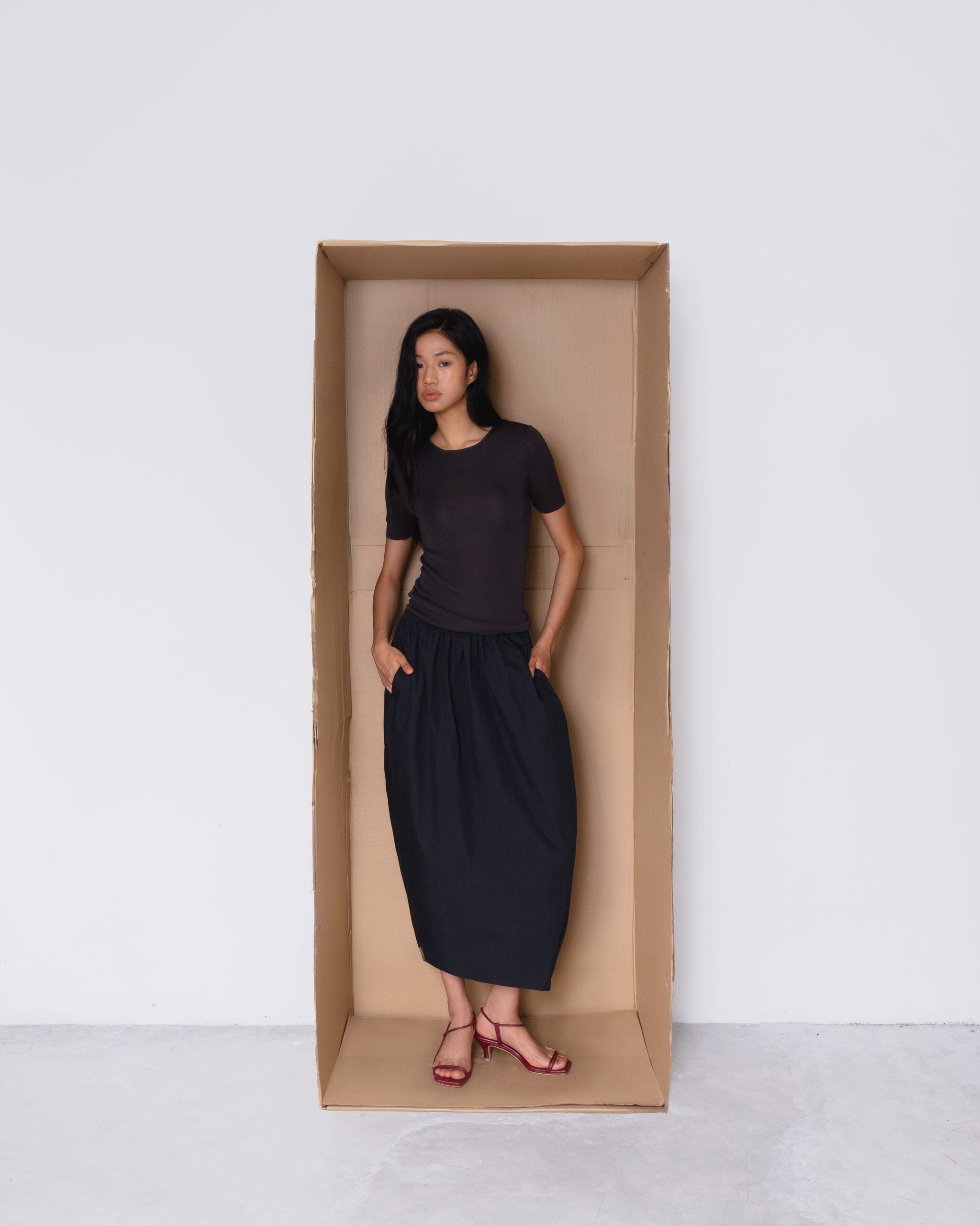 ELASTIC WAIST SKIRT BLACK